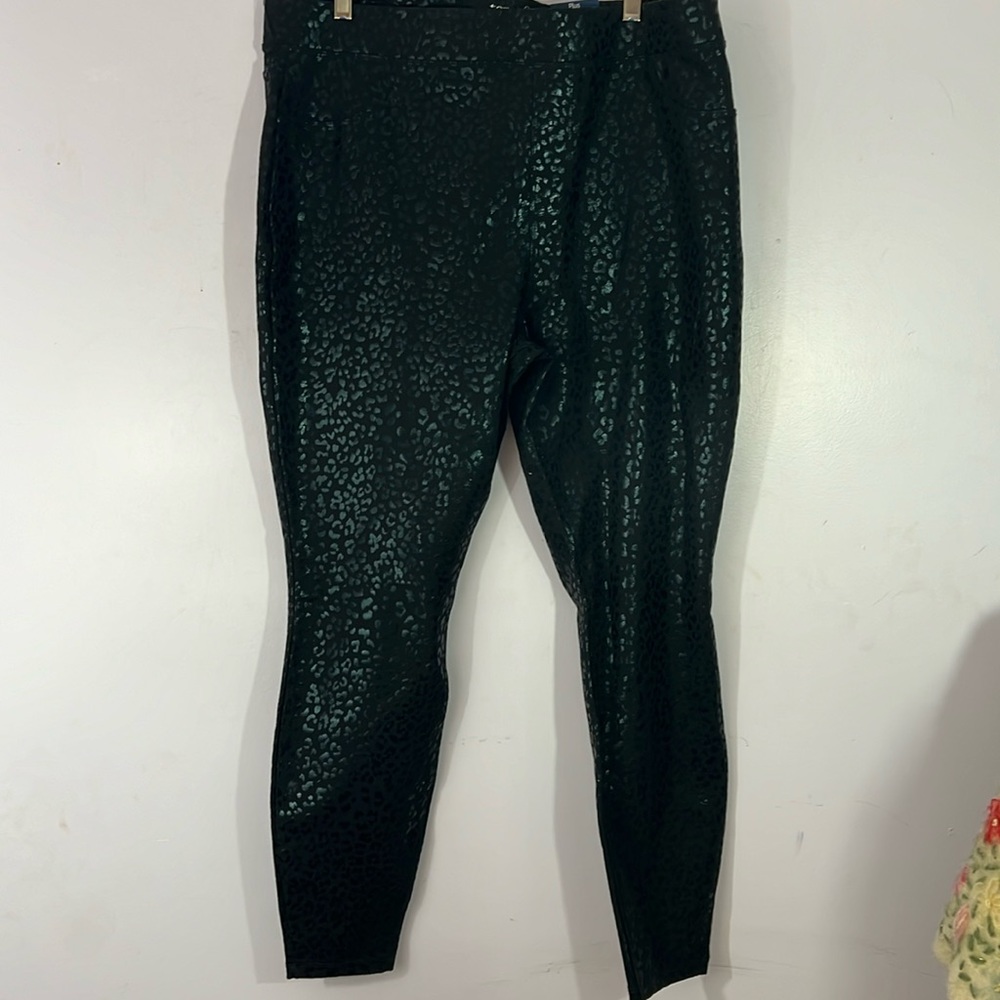 Terra Sky, 1X (16-18), stretch pants, black and irradescent blueish